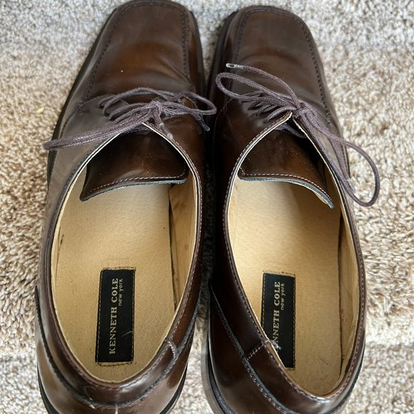 Kenneth Cole Men\'s Brown Leather Oxfords. main image 13